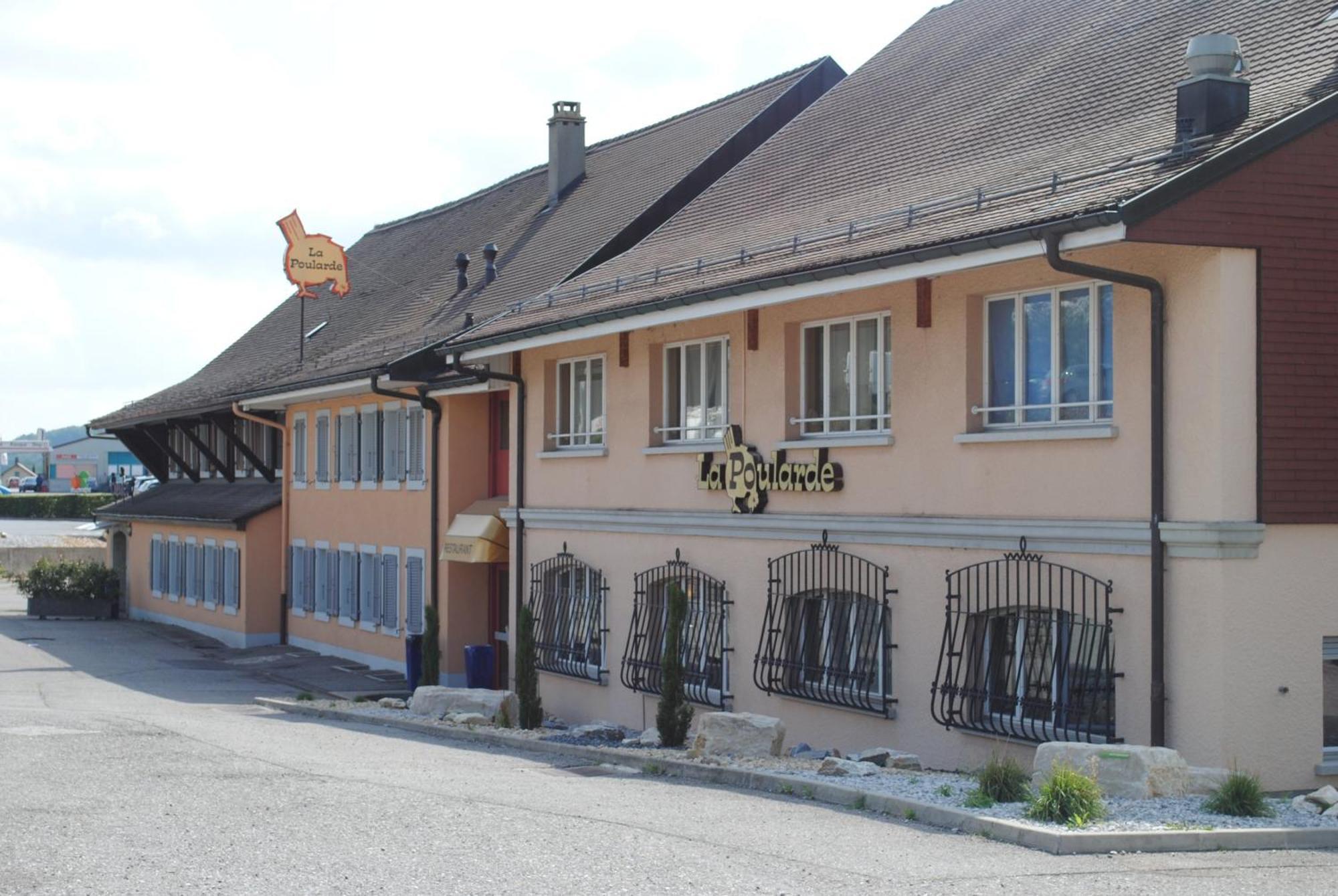 Motel - Hotel La Poularde Romont Экстерьер фото