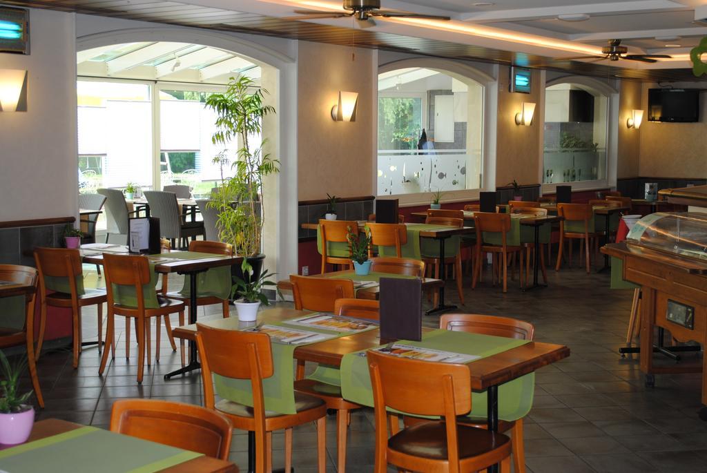 Motel - Hotel La Poularde Romont Экстерьер фото